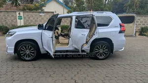 Toyota Land Cruiser Prado 2.8 D-4D 2015 White