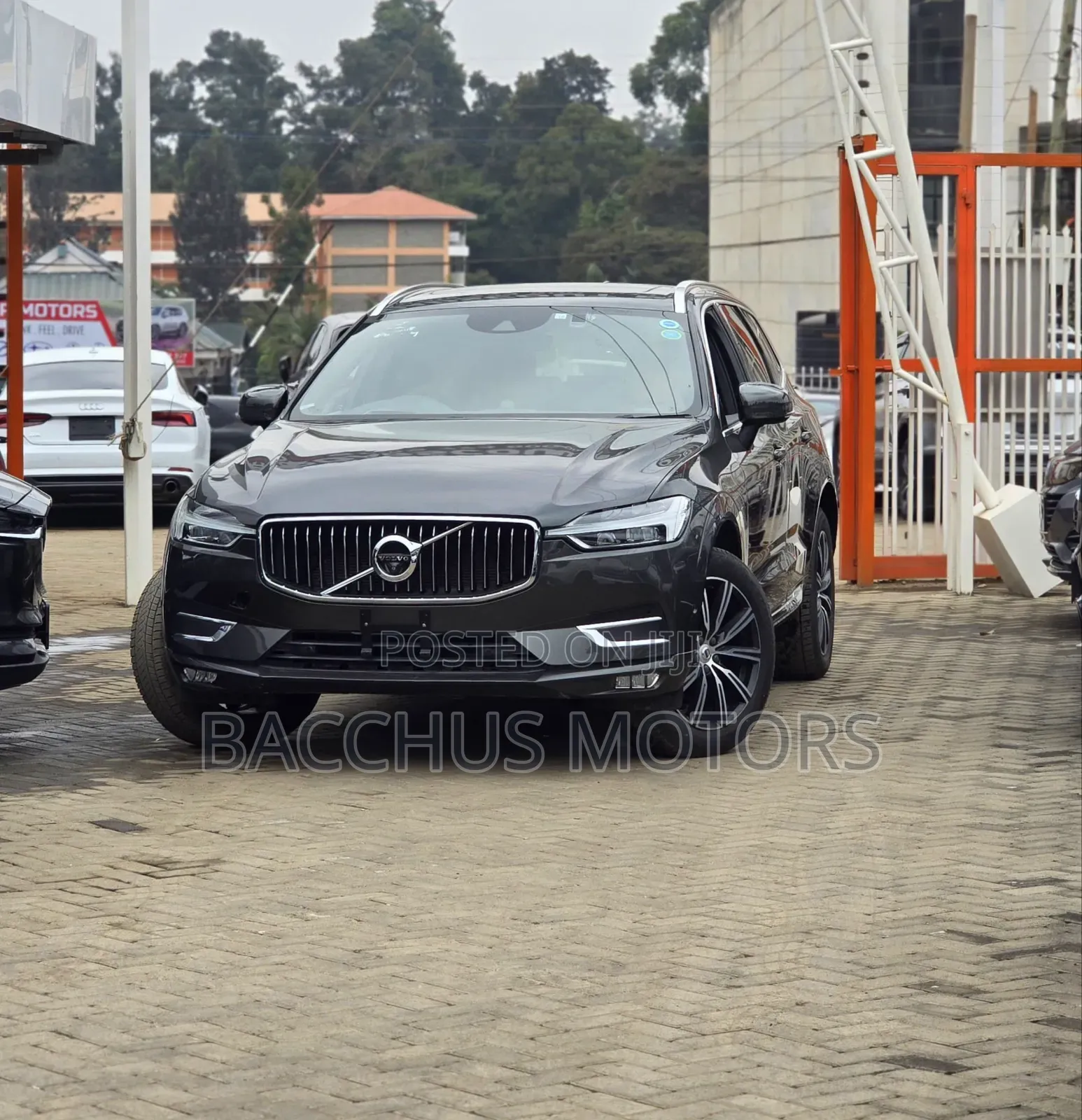 Volvo XC60 2021 Gray