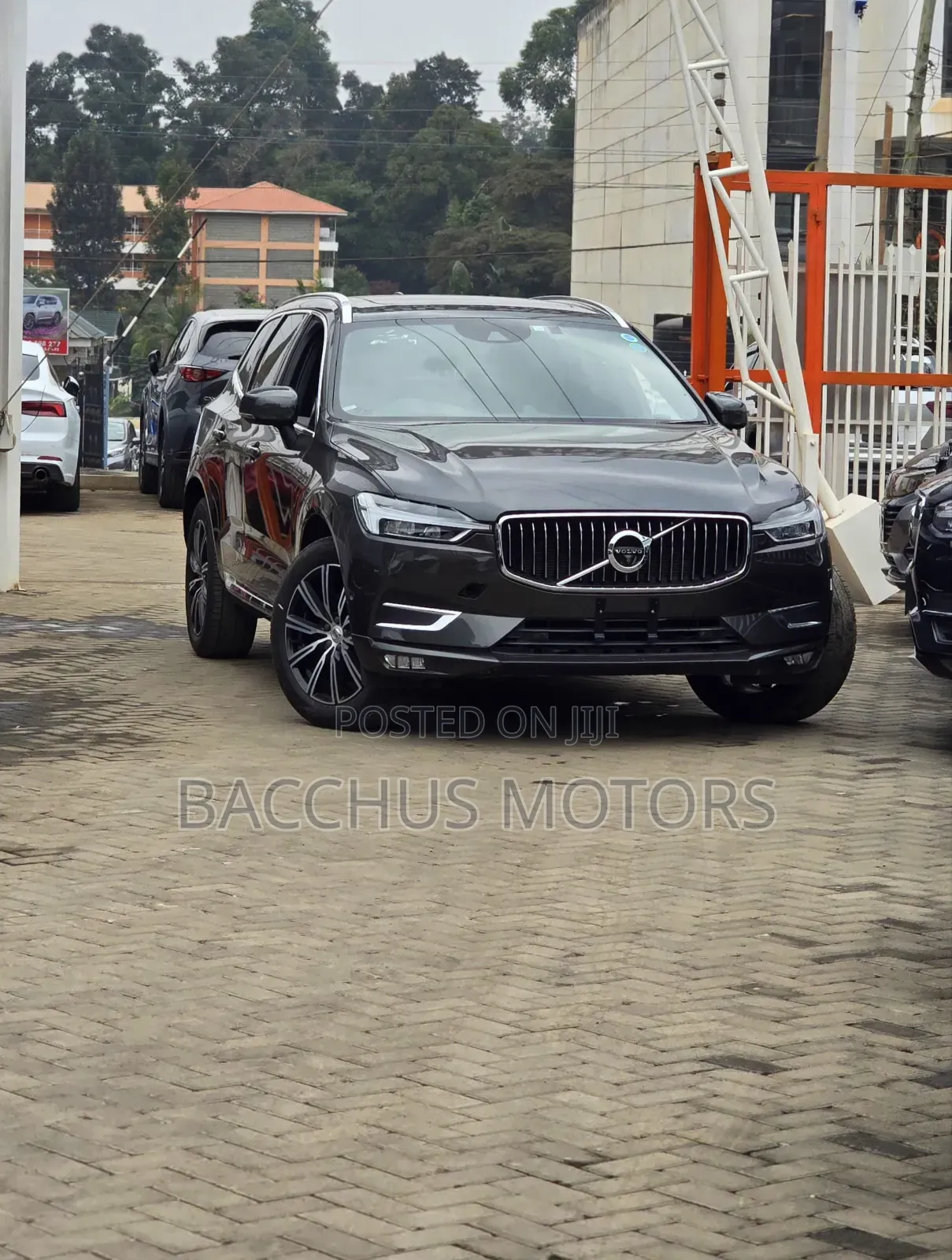Volvo XC60 2021 Gray