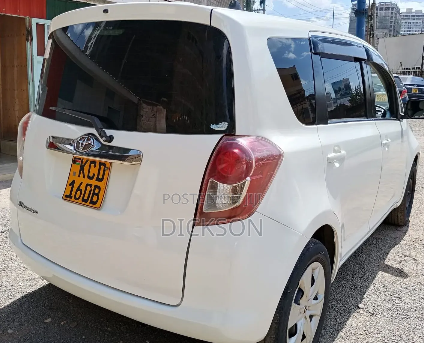 Toyota Ractis 2009 White