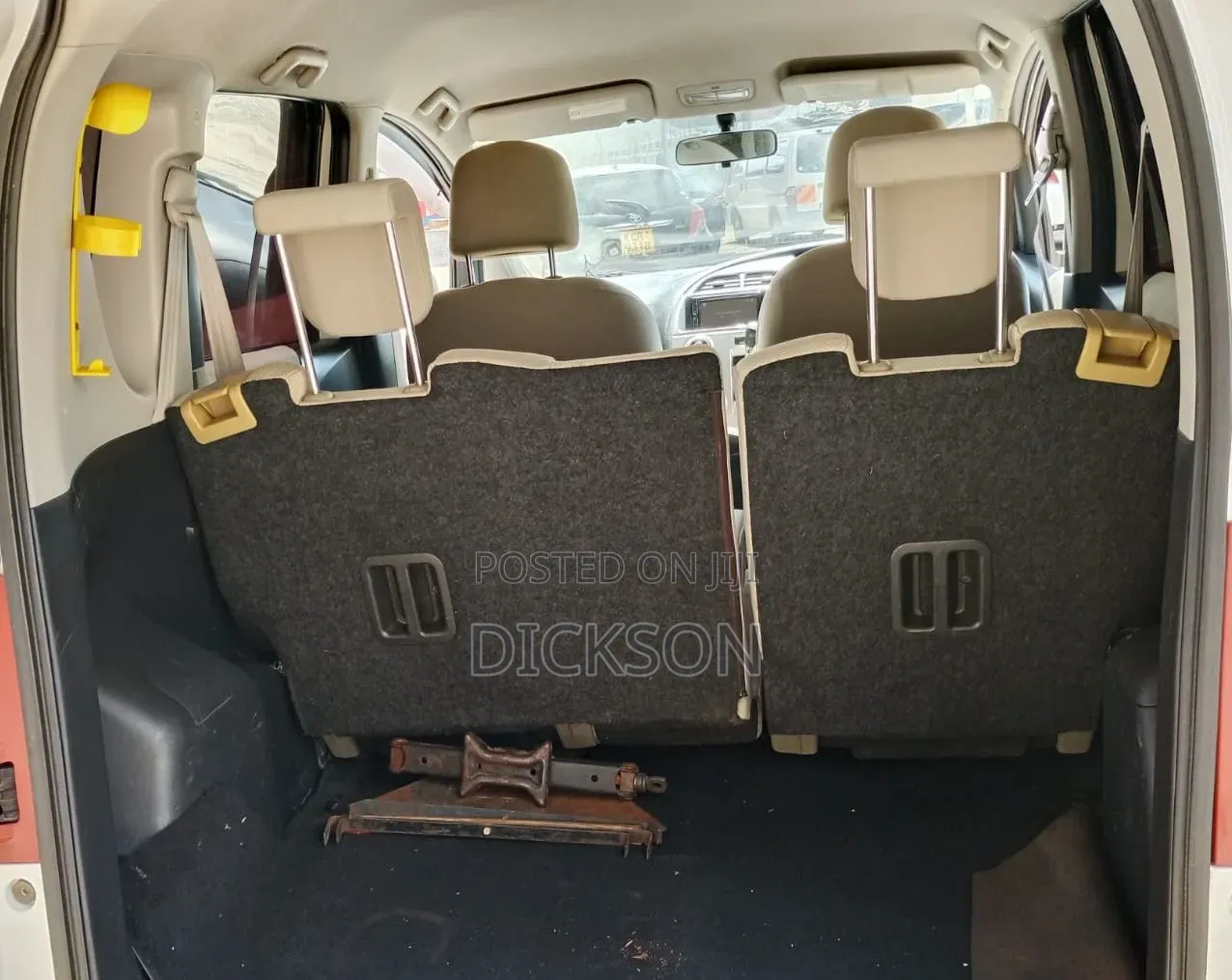 Toyota Ractis 2009 White