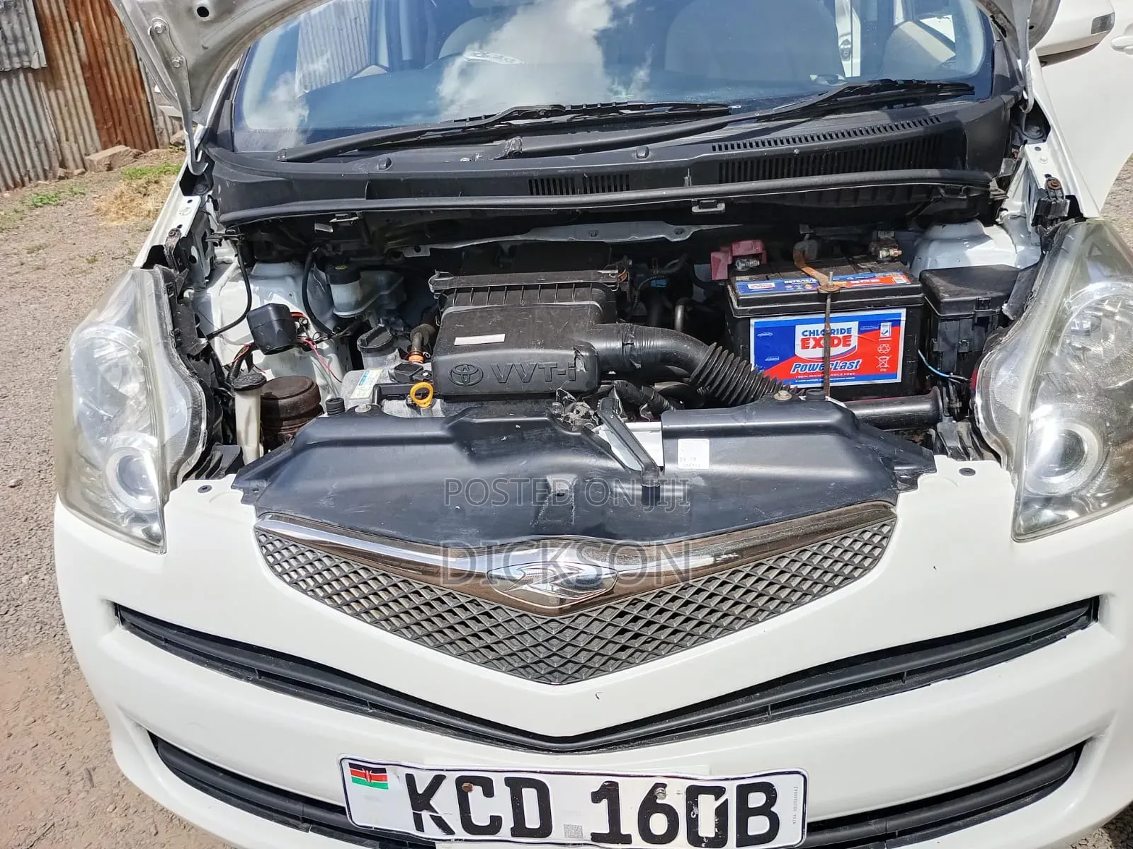 Toyota Ractis 2009 White