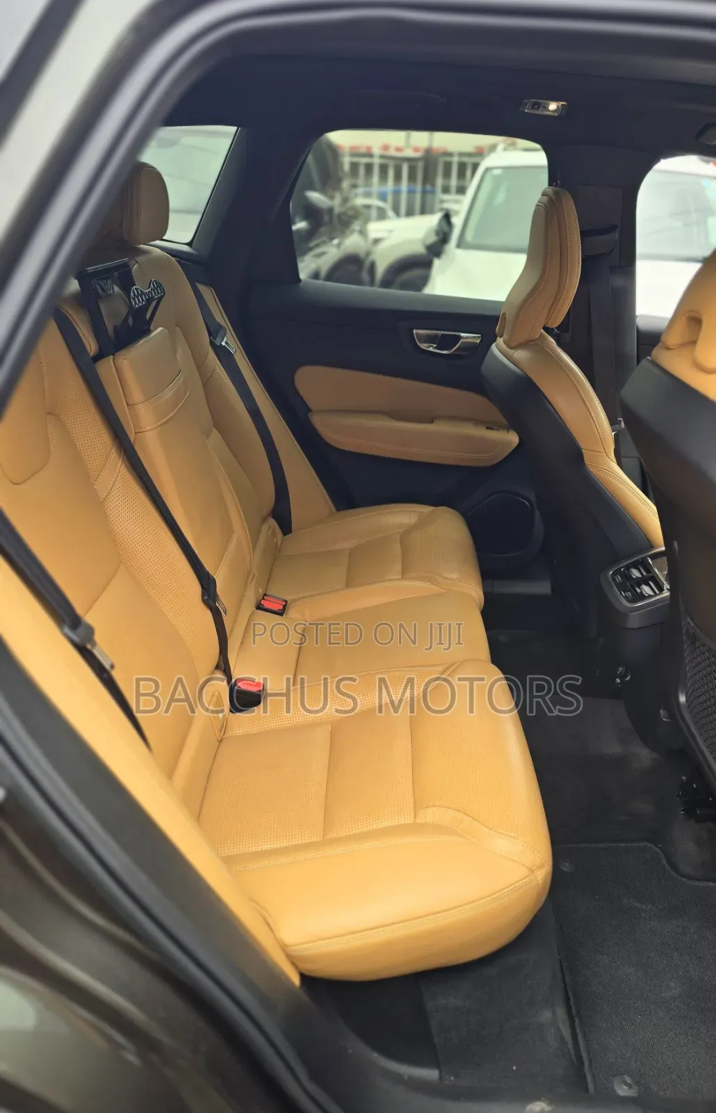 Volvo XC60 2021 Gray