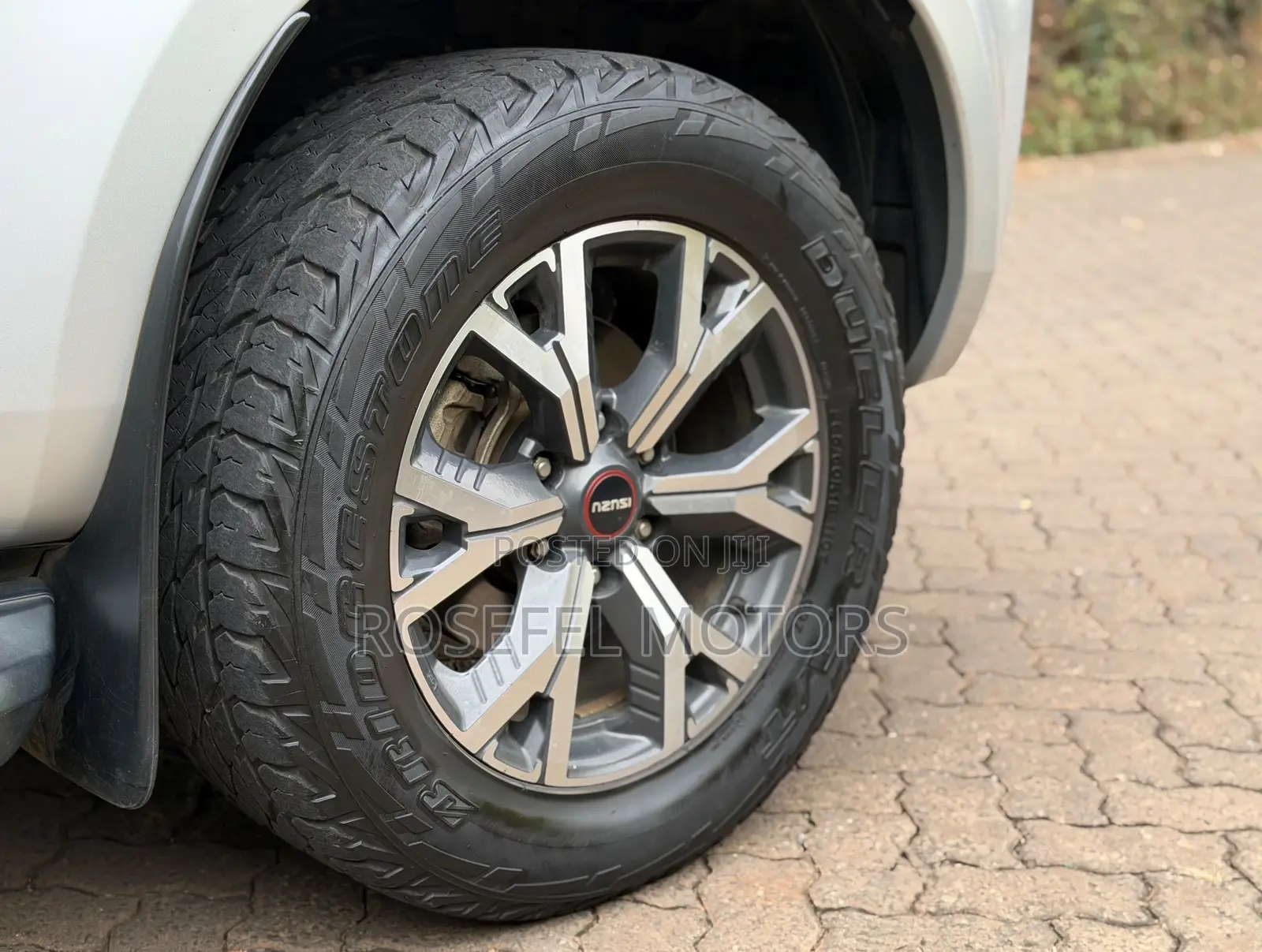 Isuzu D-MAX 2022 Silver