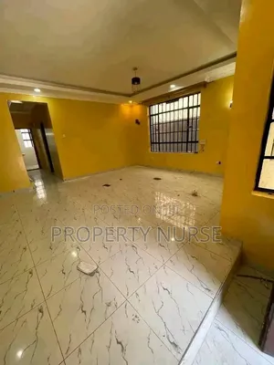 Furnished 4bdrm Duplex in Gateway Mall Area for rent