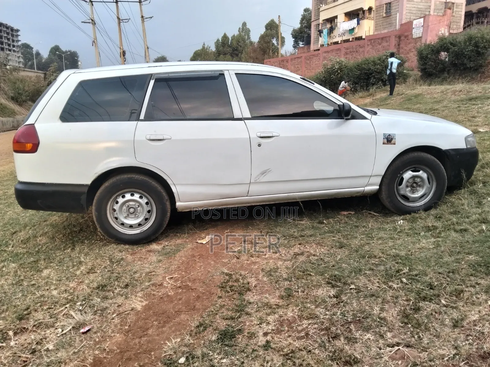 Nissan Advan 2009 White