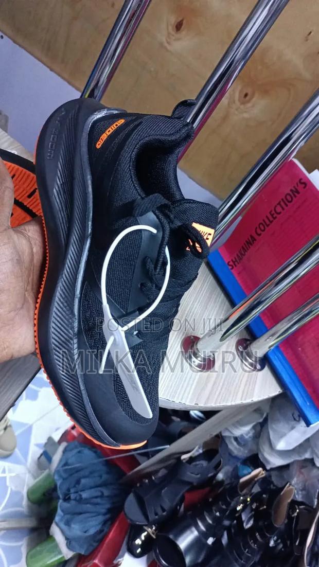 Comfy Zoom Sneakers