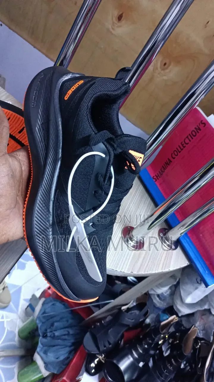 Comfy Zoom Sneakers