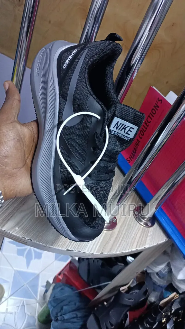 Comfy Zoom Sneakers