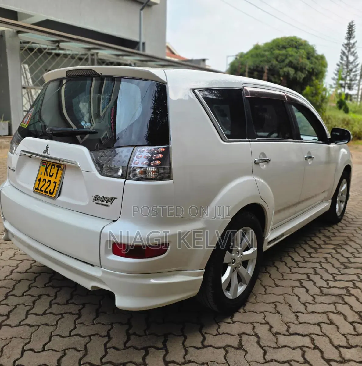 Mitsubishi Outlander 2012 Pearl