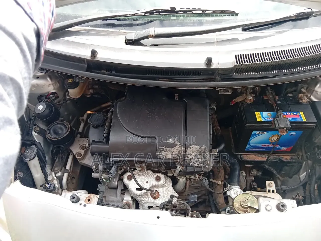 Toyota Vitz 2006 Silver