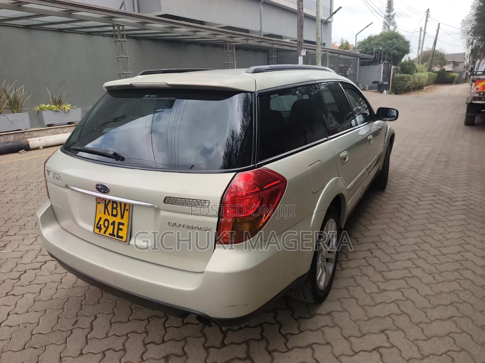 Subaru Outback 2006 Gold