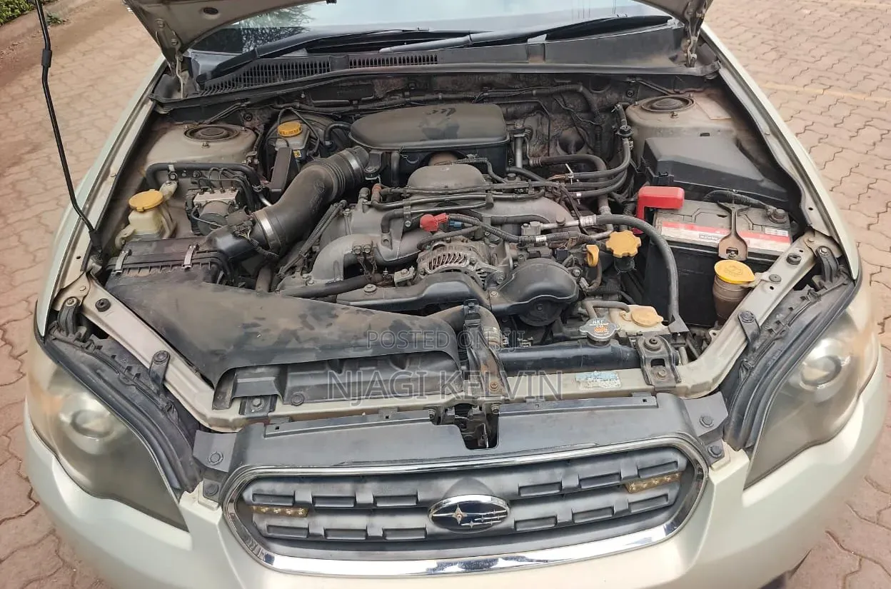 Subaru Outback 2006 Gold