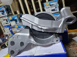 Cx-5 Right Engine Mounting Petrol