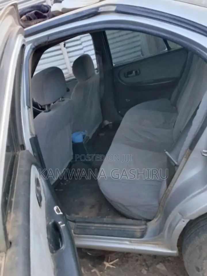 Nissan Primera 2012 Gray