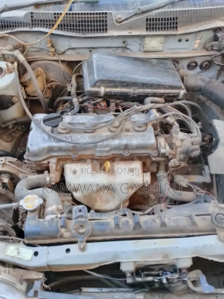 Nissan Primera 2012 Gray