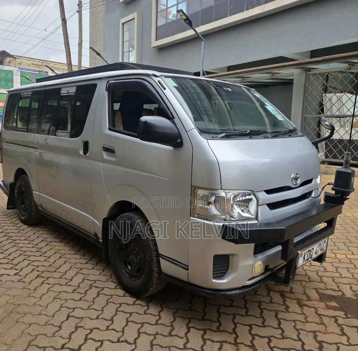 Toyota HiAce 2017 Silver