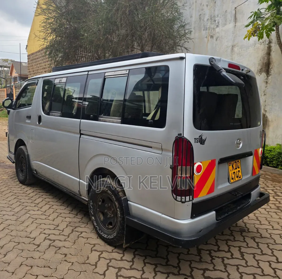 Toyota HiAce 2017 Silver