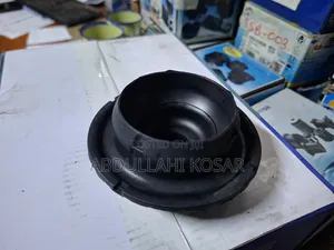 Honda Fit Shock Mounting