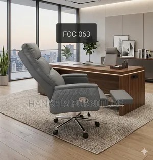 Luxury Director Office Chair – Stylish Executive Seating