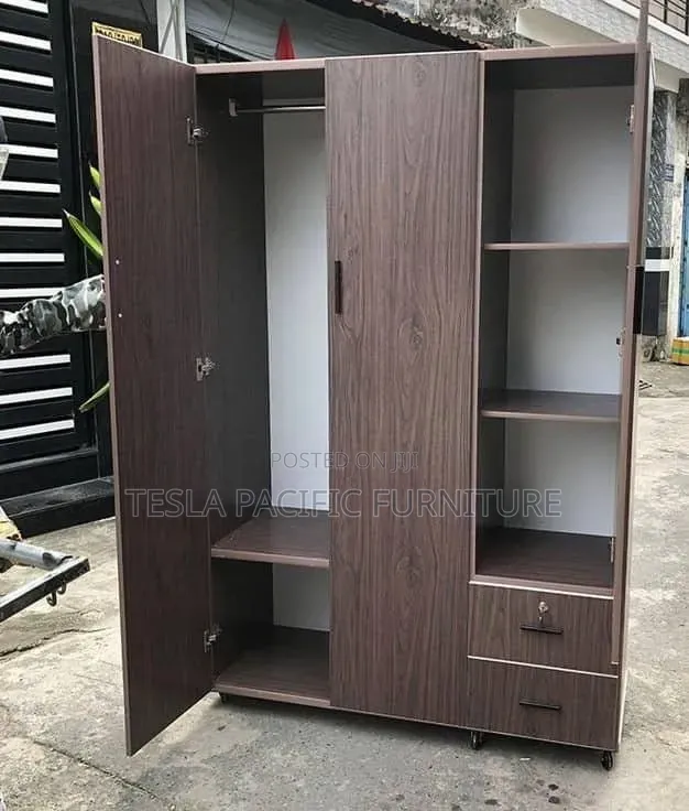 Wardrobe at Affordable Price
