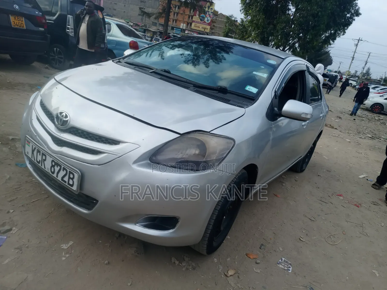 Toyota Belta 2012 Silver
