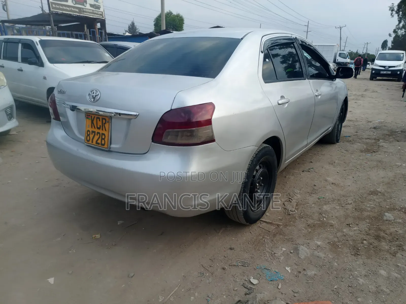 Toyota Belta 2012 Silver