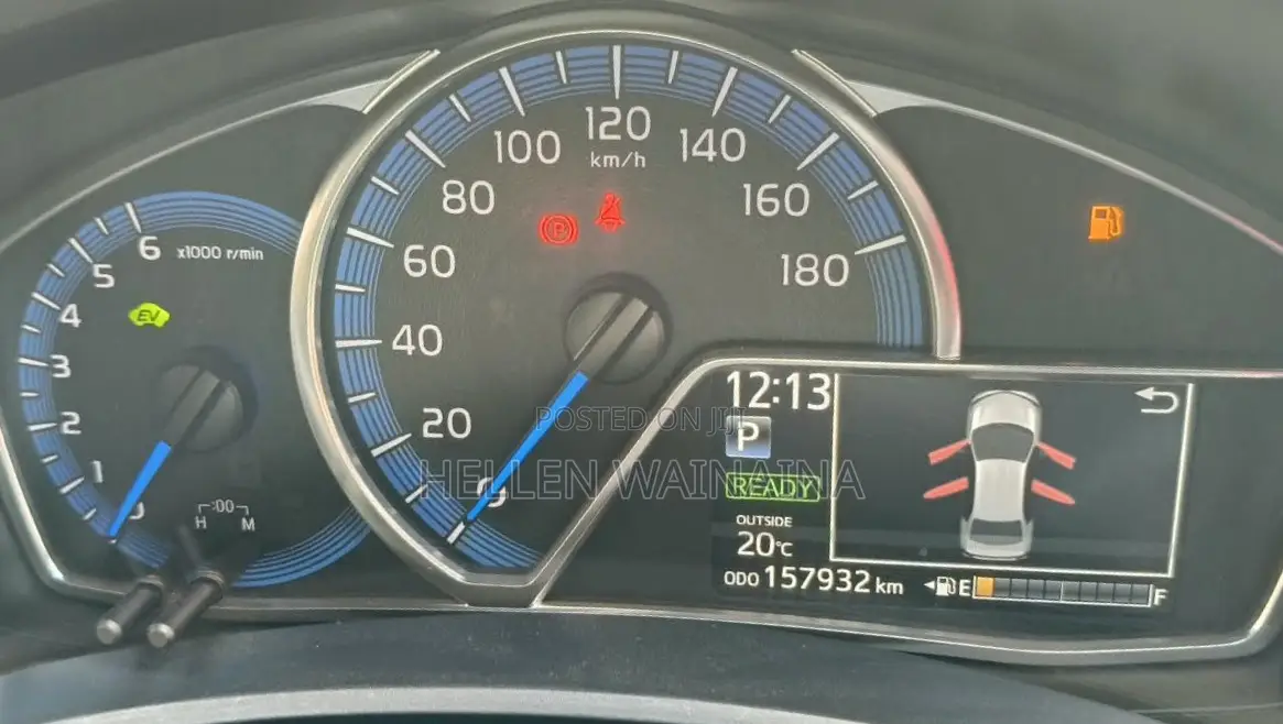 Toyota Axio 2014 Silver