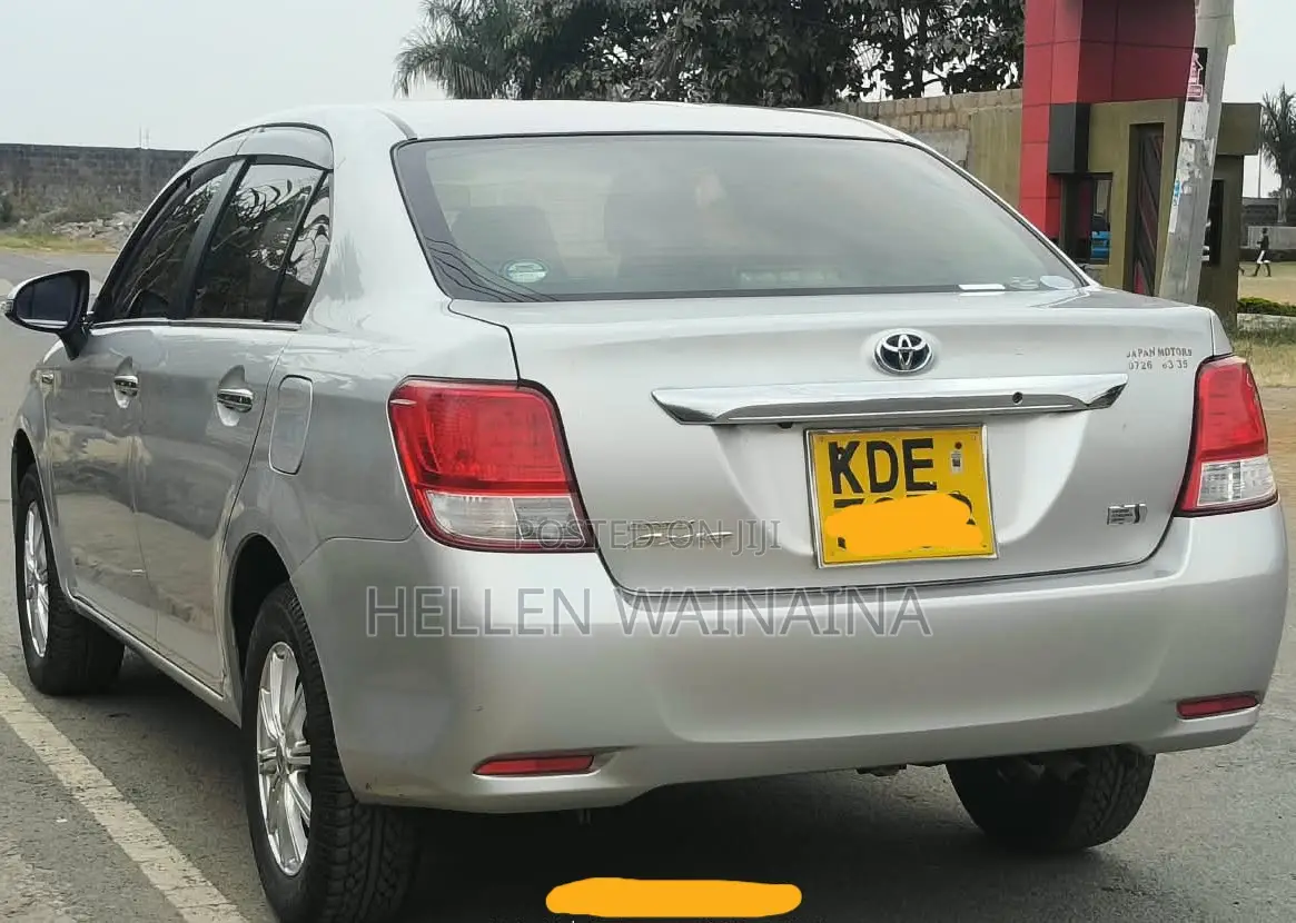 Toyota Axio 2014 Silver