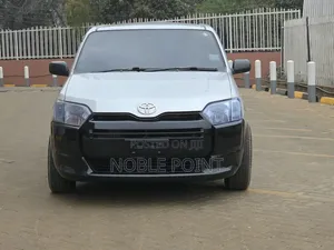 Toyota Succeed 2015 Silver