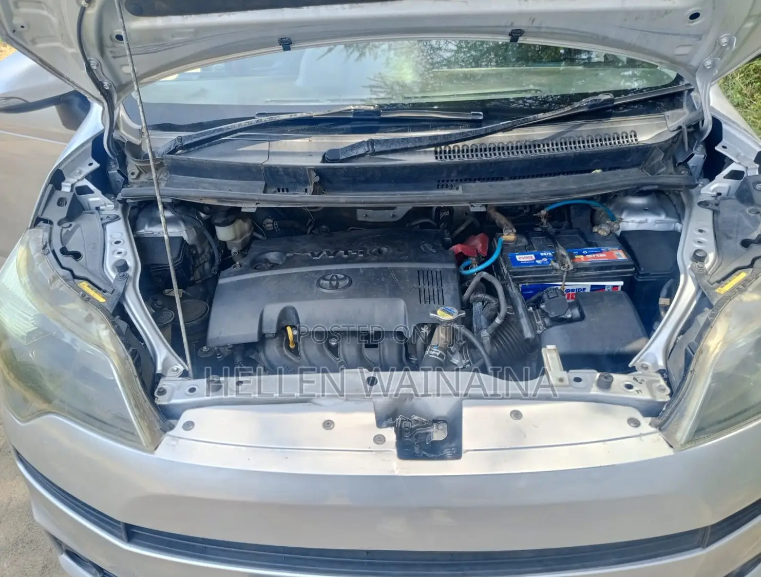 Toyota Spade 2015 Silver