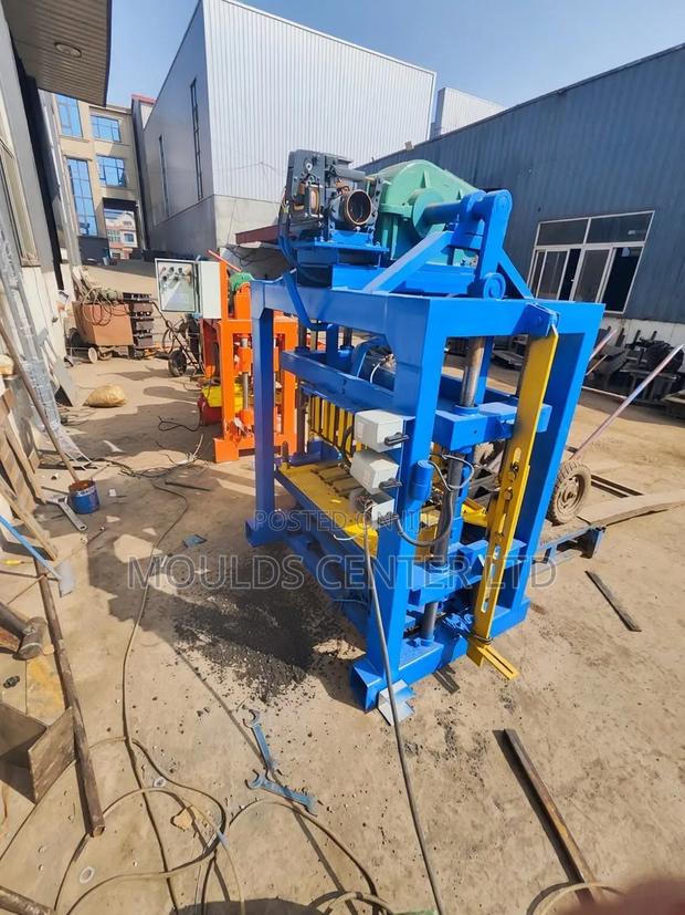 Single Phase Block Making Machine - thumbnail 2