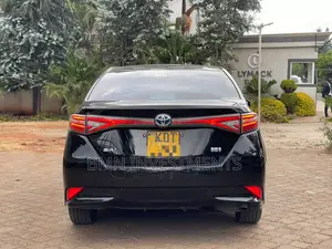Toyota Sai 2.4 Hybrid FWD 2017 Black