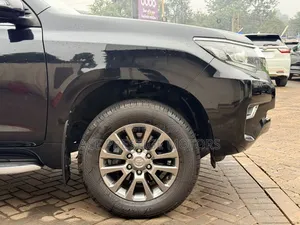 Toyota Land Cruiser Prado 2020 Black