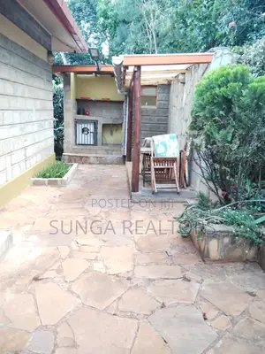 Furnished 2bdrm Bungalow in Ridgeways for rent