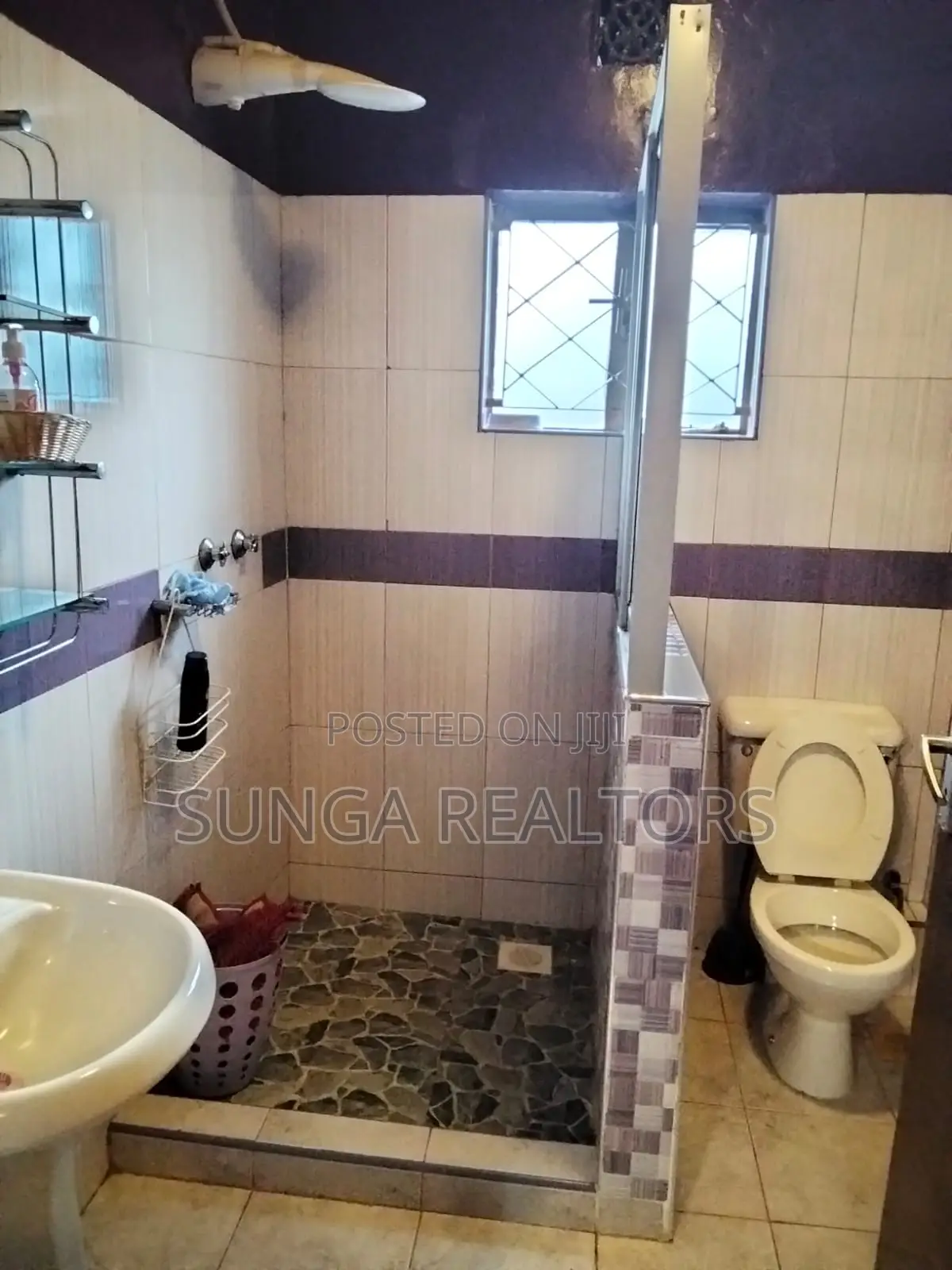 Furnished 2bdrm Bungalow in Ridgeways for rent