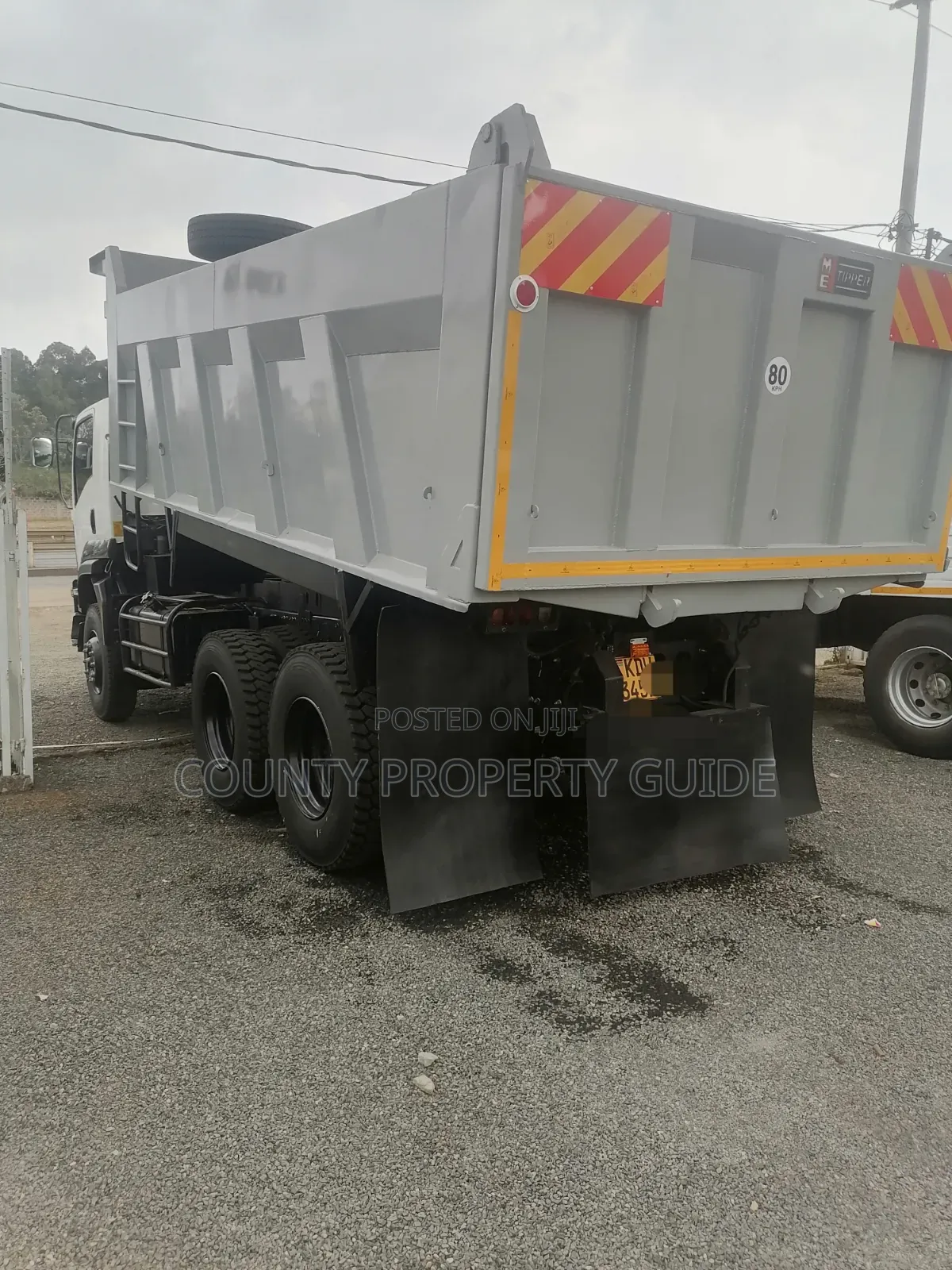 Isuzu KDW FVZ Tipper as Good as New. Safi Kama Pamba at Only KSHS 9.7m