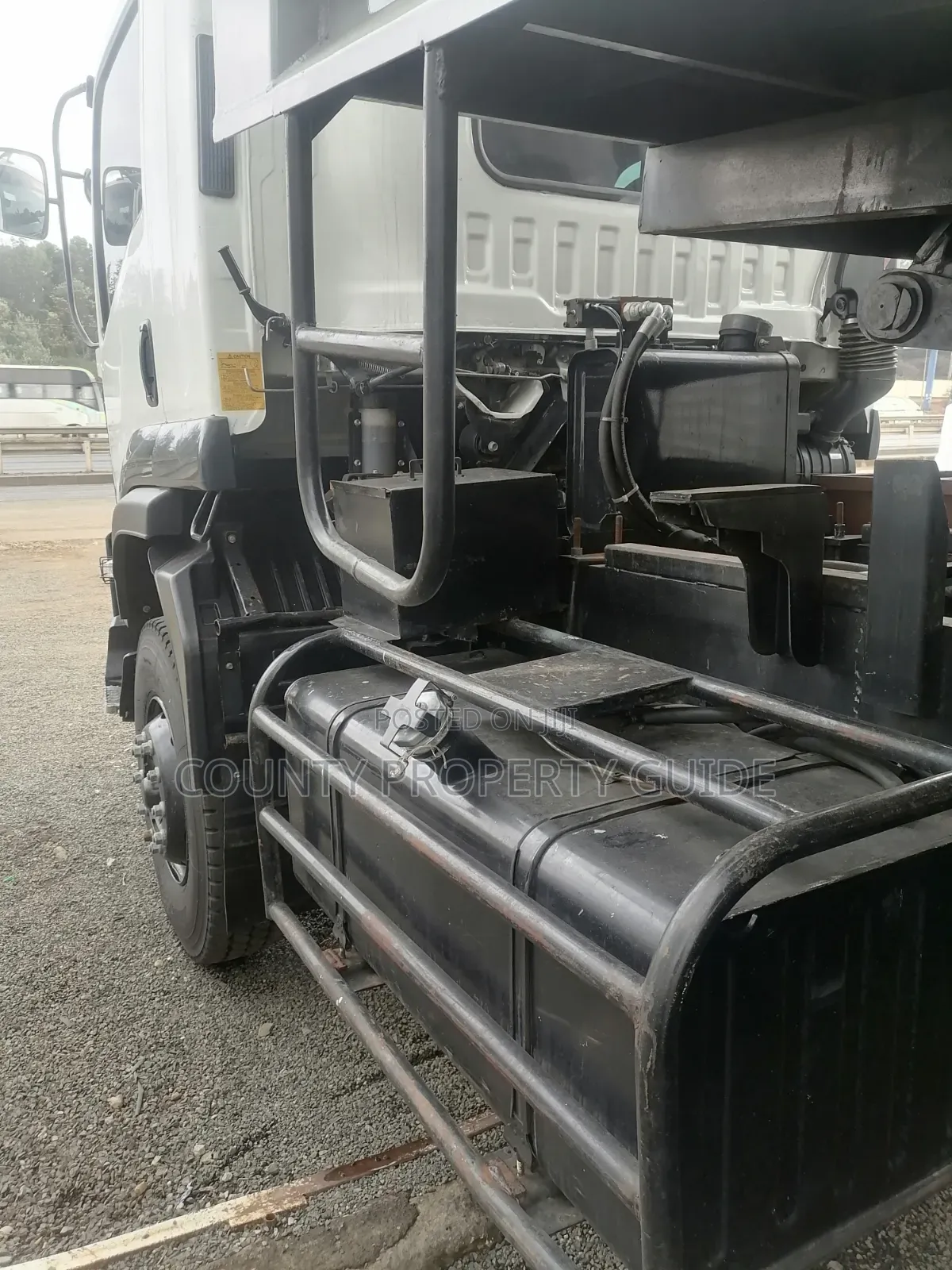 Isuzu KDW FVZ Tipper as Good as New. Safi Kama Pamba at Only KSHS 9.7m