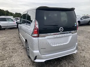 Nissan Serena 2019 Silver