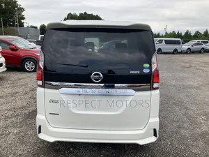 Nissan Serena 2018 White