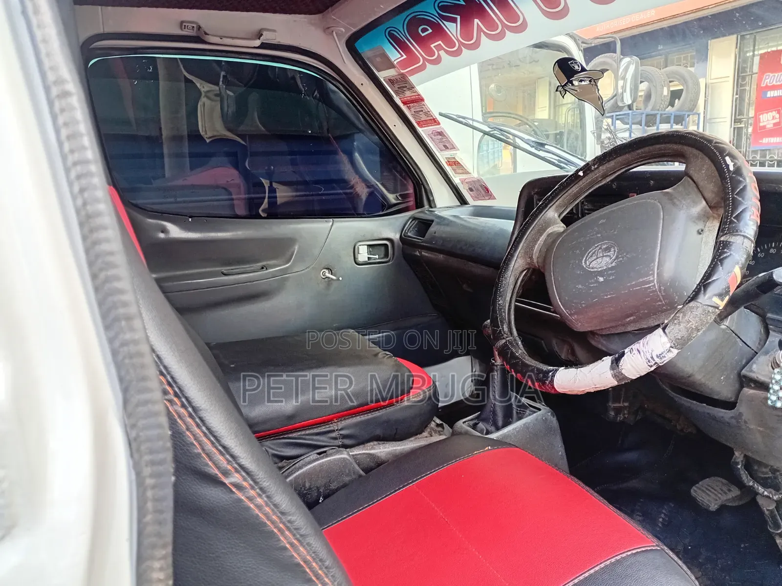 Toyota HiAce 2003 White