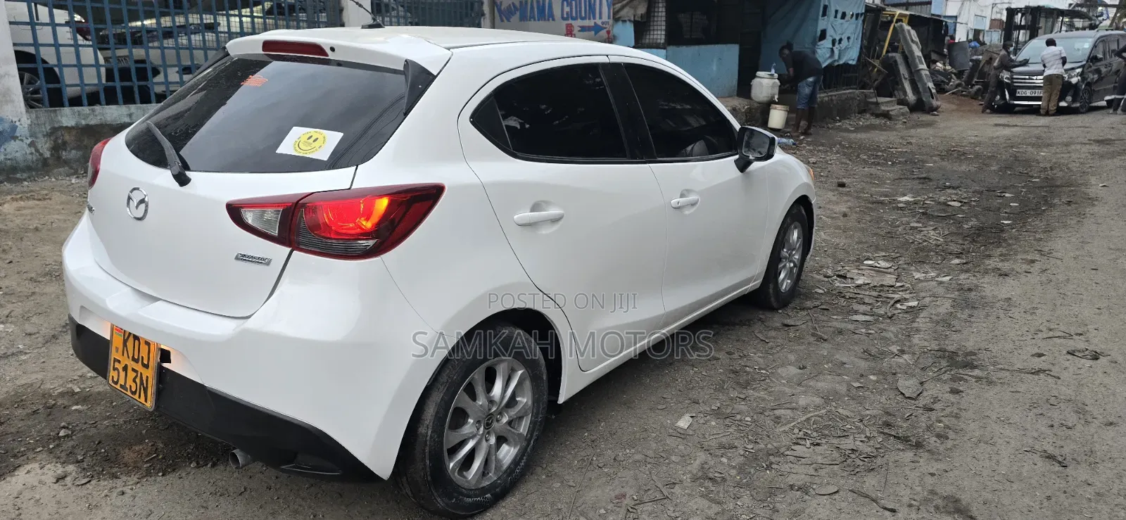Mazda Demio 2016 White