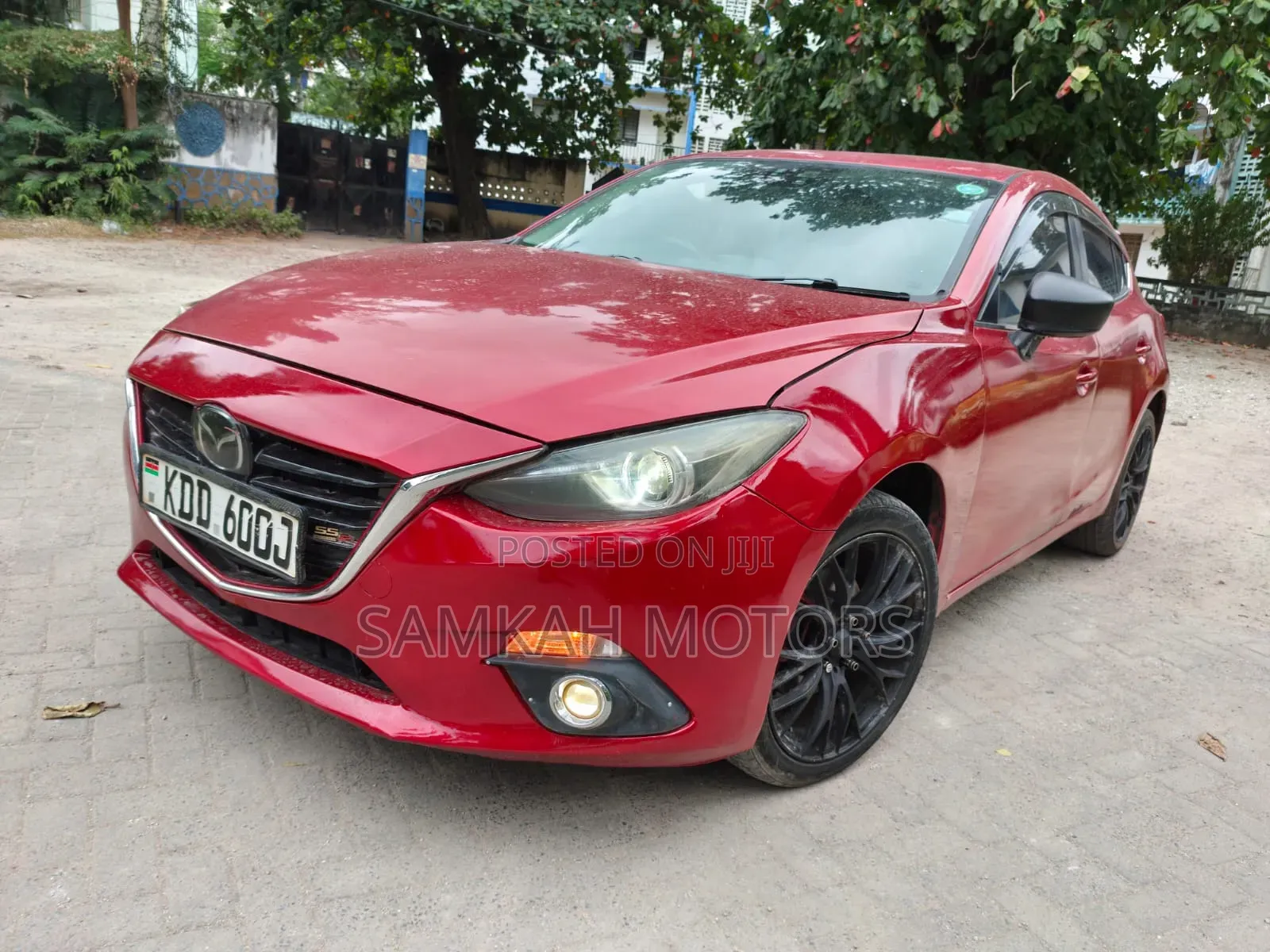 Mazda Axela 2015 Red