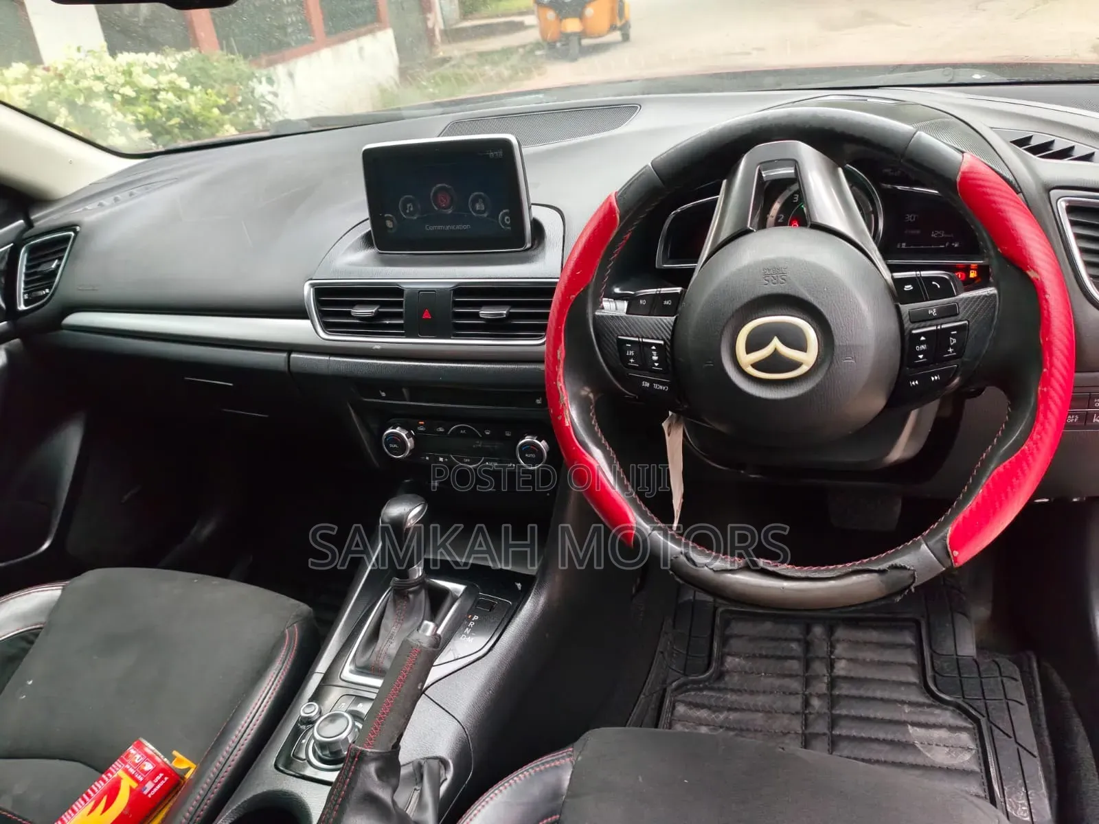 Mazda Axela 2015 Red