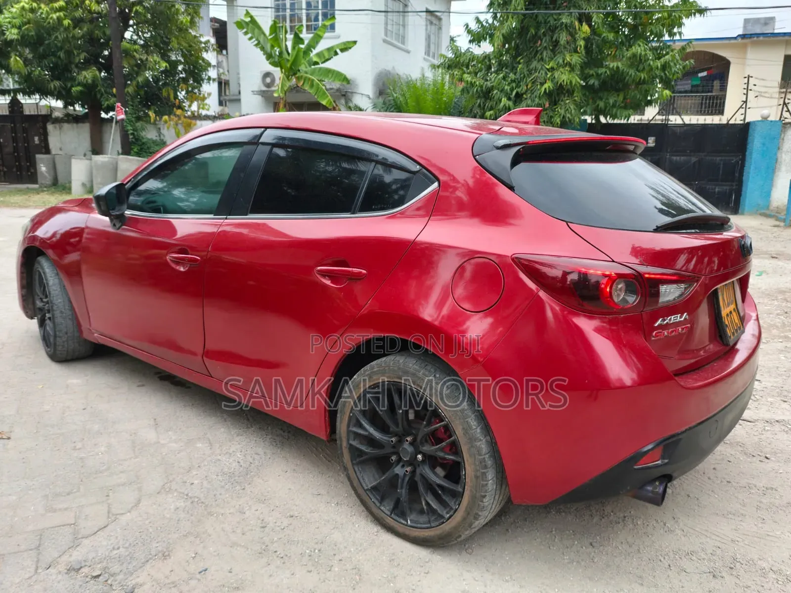 Mazda Axela 2015 Red