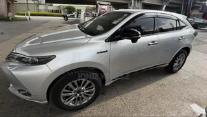 Toyota Harrier 2.5 Hybrid 4WD 2016 Silver