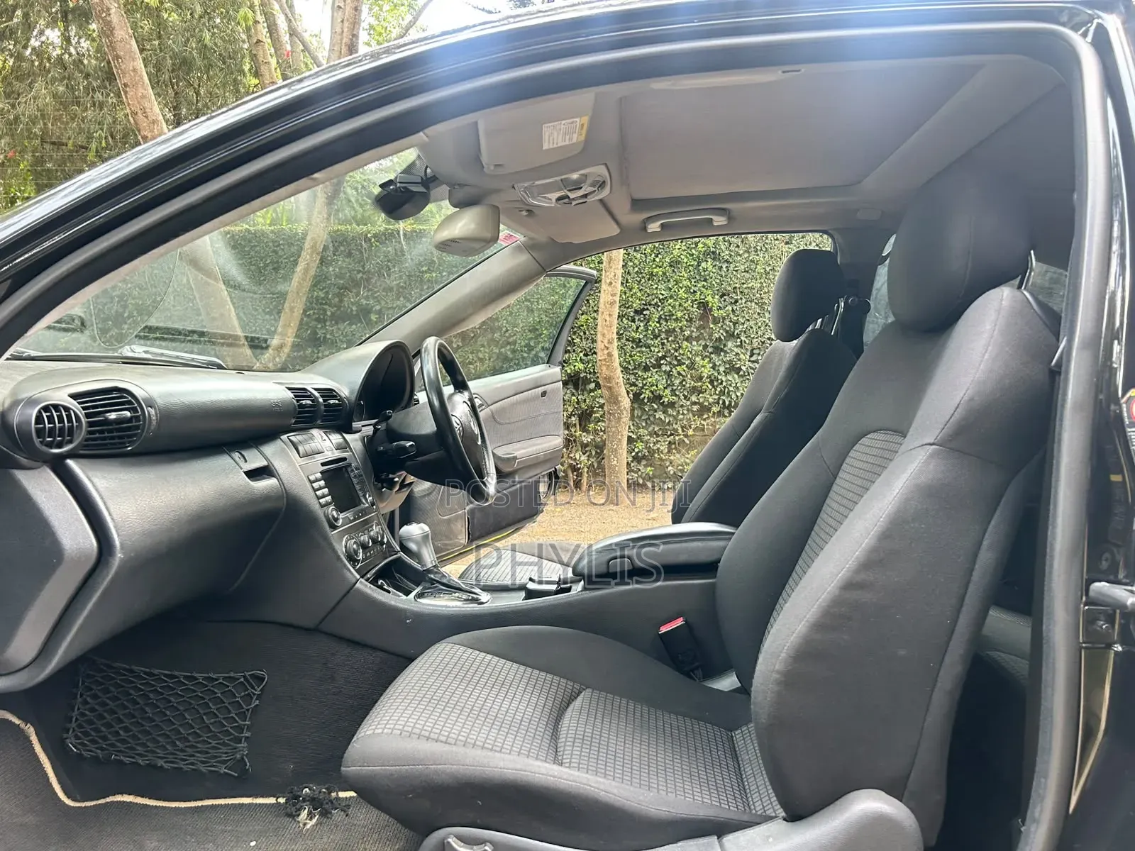 Mercedes-Benz C200 2005 Black