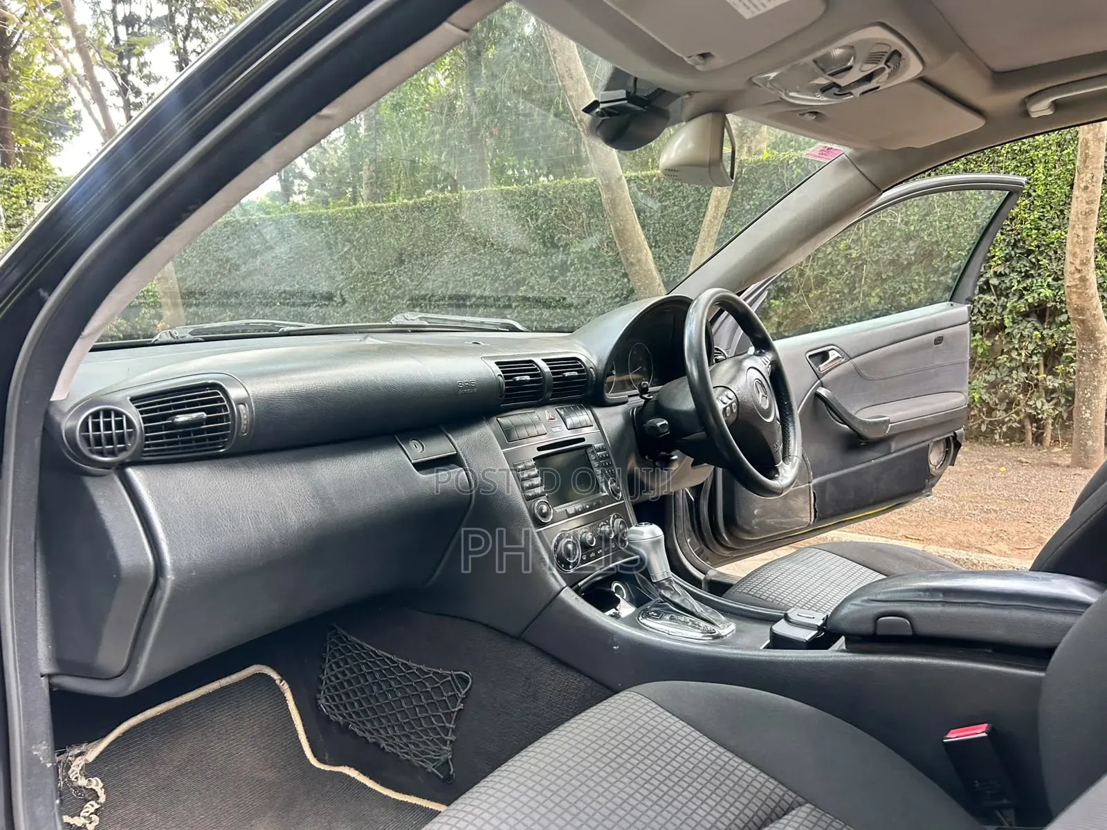 Mercedes-Benz C200 2005 Black