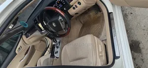 Toyota Crown 2013 White
