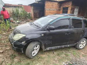 Toyota IST 2003 Black